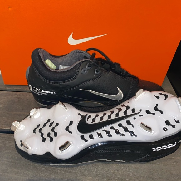 Nike Hyperdiamond 4 Elite Women's Softball Cleats - NWOB - Picture 6 of 7